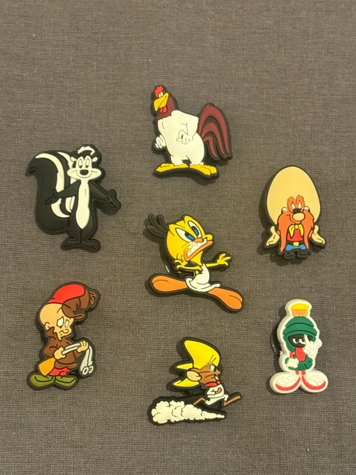 Looney Tunes cartoon Shoe charms
