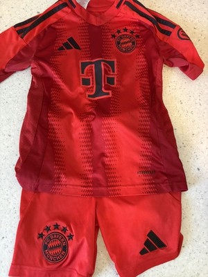 Fc Bayern Munich Muller  youth medium home kit ONLY ONE AVAILABLE