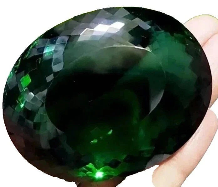 Huge Oval Cut Certified AAA Dark Green 1000.55 Ct+ Topaz Natural Loose Gemstone - Image 2 of 4