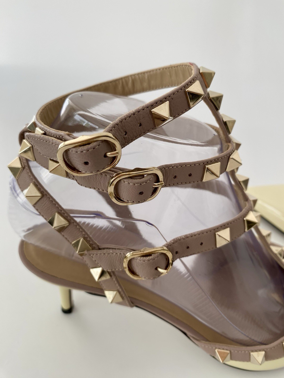 Valentino Rockstud Caged 65 Patent Ankle Strap Pump Women's  36.5 thumbnail 9