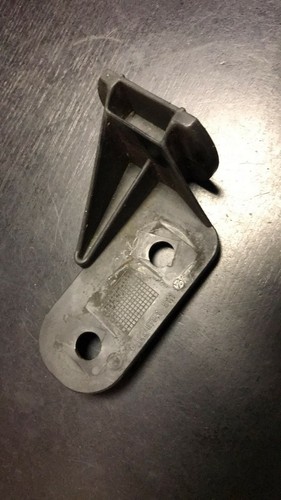 Bmw 316i Compact E36 1997 Stoßstangenhalter vorne (rechts) 8122578