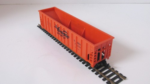 Hopper 3 bay RioGrande D&RGW 78556 Orange plastic Model Prower in box #9179 HO. - Picture 14 of 22
