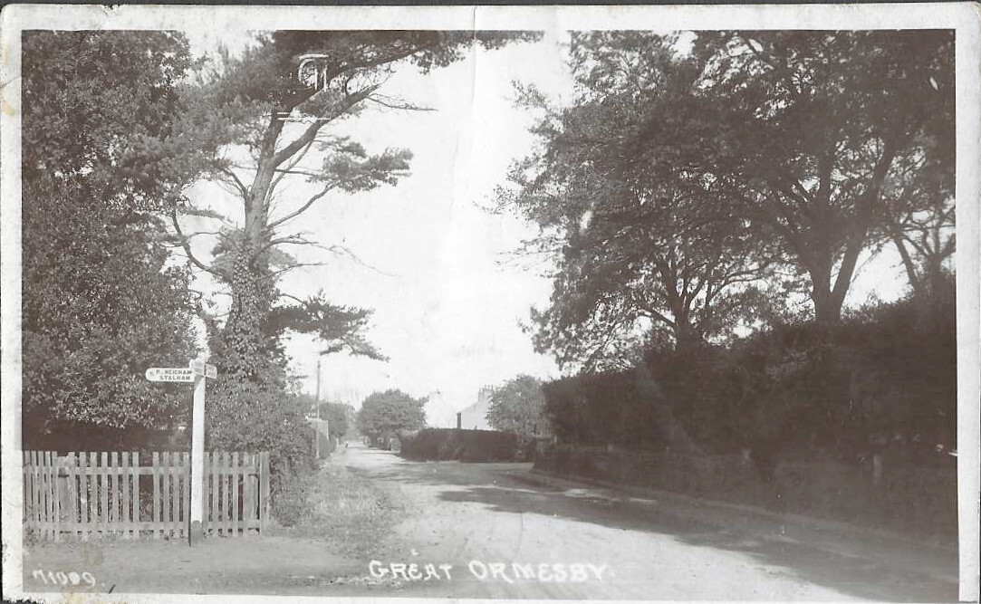 GREAT ORMESBY (Norfolk) Great Ormesby road to village RP eBay