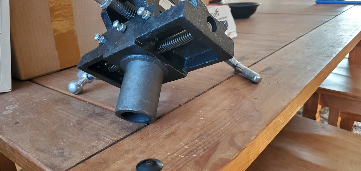 AMT X-Y Cross Slide Drill Press Vise: 3-1/4
