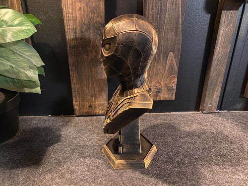Statua Spiderman Infinity War Avengers 10 pollici - Foto 5 di 6