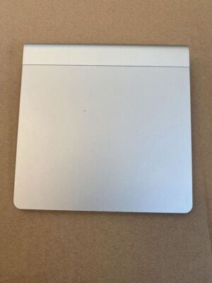Apple A1339 Magic Trackpad Wireless Bluetooth Silver MC380LL/A w/Batteries!