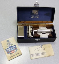 Vintage Wilkinson Sword Empire Model Safety Razor Set in Case ENGLAND CLEAN