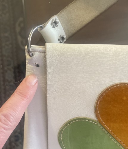 Vintage 70s White Leather With Suede Rainbow Hearts Flap Purse - Picture 8 of 12