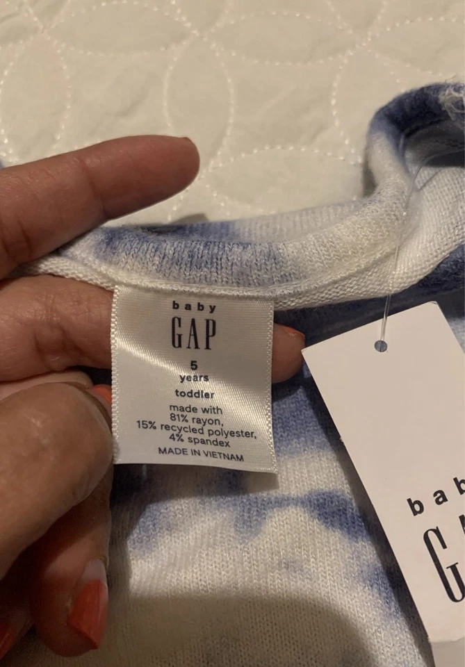 NWT Gap Tye Dye Set Size 5 - Image 3 of 3