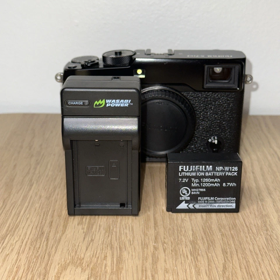 Fujifilm X-Pro2 Body Mirrorless Camera 24.3MP - Tested - US Seller! - Image 2 of 4