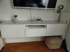 ikea Besta TV-Bank, Hängeschrank, hochglanz, Milchglasplatte, Anrichte