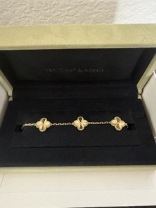 Van Cleef & Arpels ブレスレットケーススエードハードケース Van Cleef Case | eBay