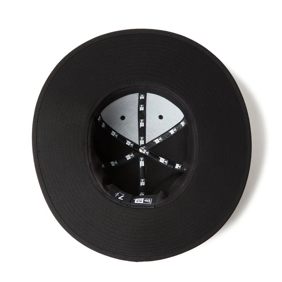 New Era Fitted Long Brim Hat Black 14667675 - Based on the 59FIFTY