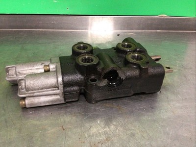 John Deere 2305 2210 Hydraulic SCV Selective Control Valve AM879557 *Read* V2-6