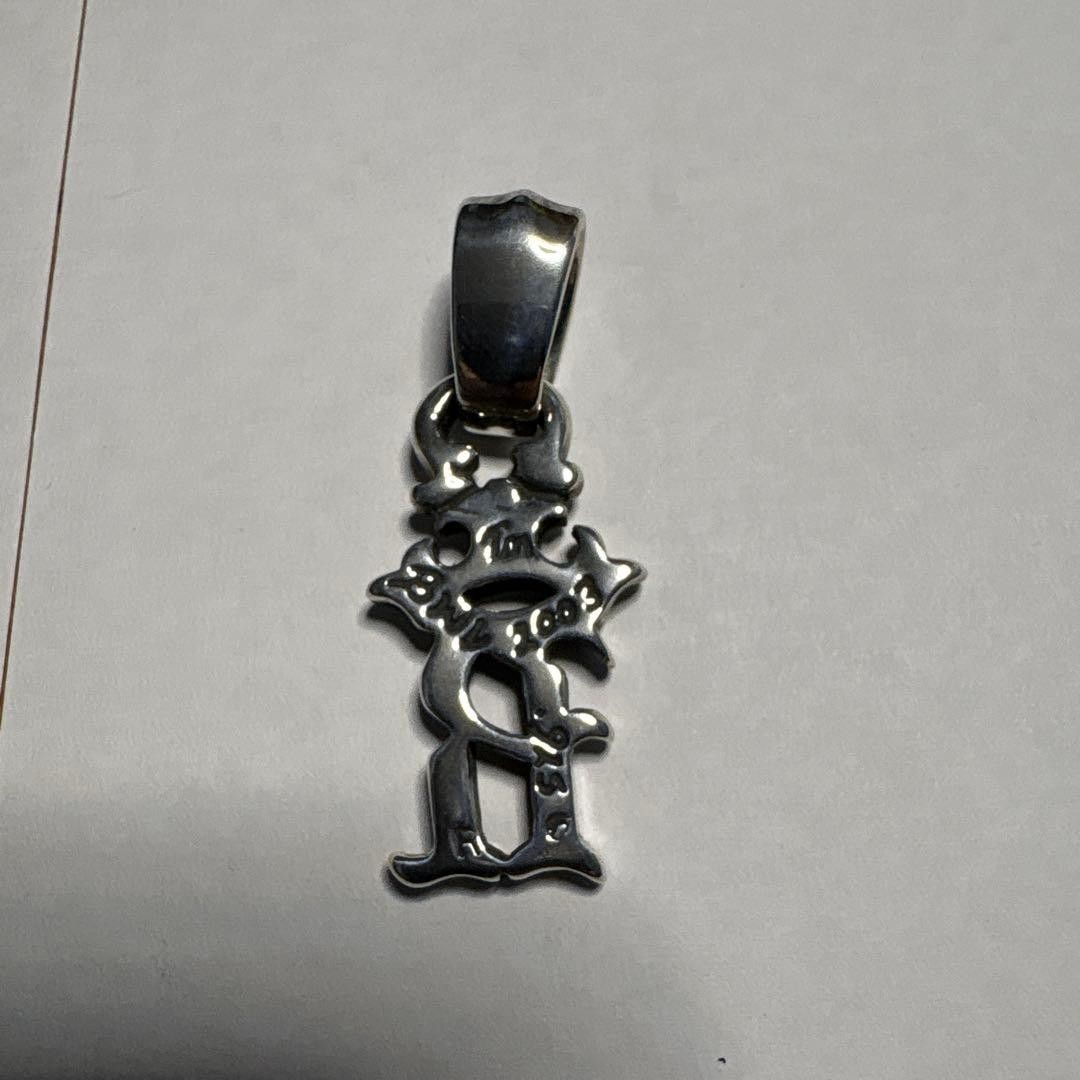 Bill Wall Leather BWL Silver R Motif Pendant Necklace Top Initial