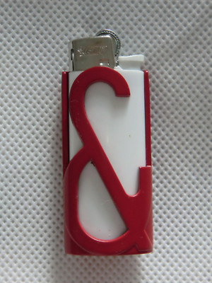 L&M Night Hülle mit Einwegfeuerzeug von  Bic Farbe weiß Rot Neu  siehe Foto 