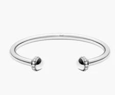 Piaget Possession 18K White Gold Diamond Open Bangle, Size 18