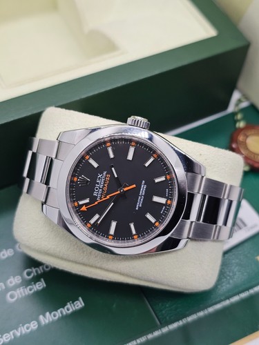 Rolex Milgauss Watch Ref 116400, Excellent Condition, Black 2011 Box & Papers - Picture 17 of 21