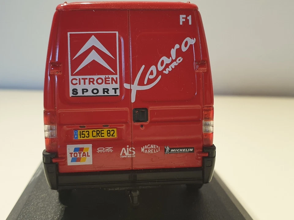 Modellino Citroën Jumper 2.8 HDI 2001  Citroën Sport WRC Con Carrello Appendice - Immagine 3 di 4