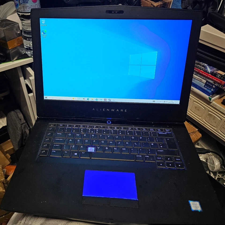 ALIENWARE 15 R3 QUAD CORE I7-6700HQ NVIDIA GTX 1070 GDDR5 16GB RAM FHD IPS - Image 2 of 4