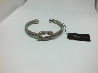 Beautiful Cuff Bracelet Silver Tone Texture 5/8'' Wide x 2 5/8'' Across TRES CHIC