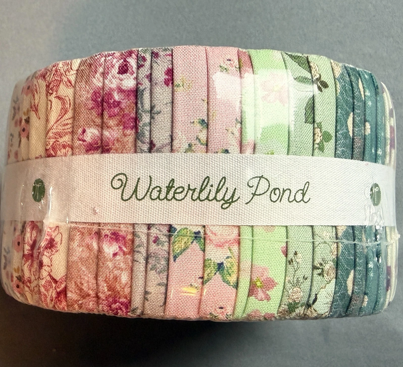Tinyspool & Co Waterlily Pond Jelly Roll 40 Cotton Quilting Fabric Strips 2.5x44 - product detail image 1