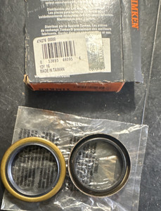 Timken Oil Seal 474276 (1 used, 1 new)