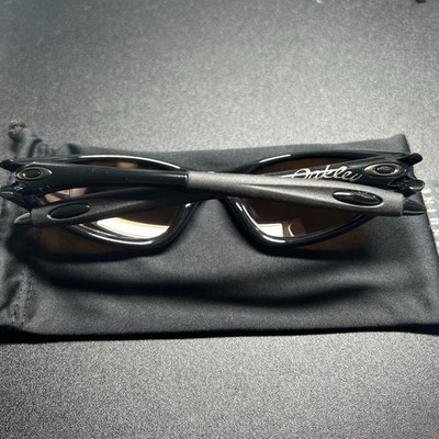 Oakley Minute (discontinued model) - Jet Black Fashion Accessories