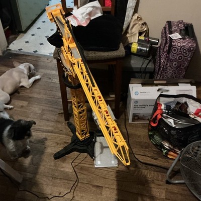 Toy Tower Crane tc36 Yellow/Black/Gray w/ Wired Remote, Hook & Platform