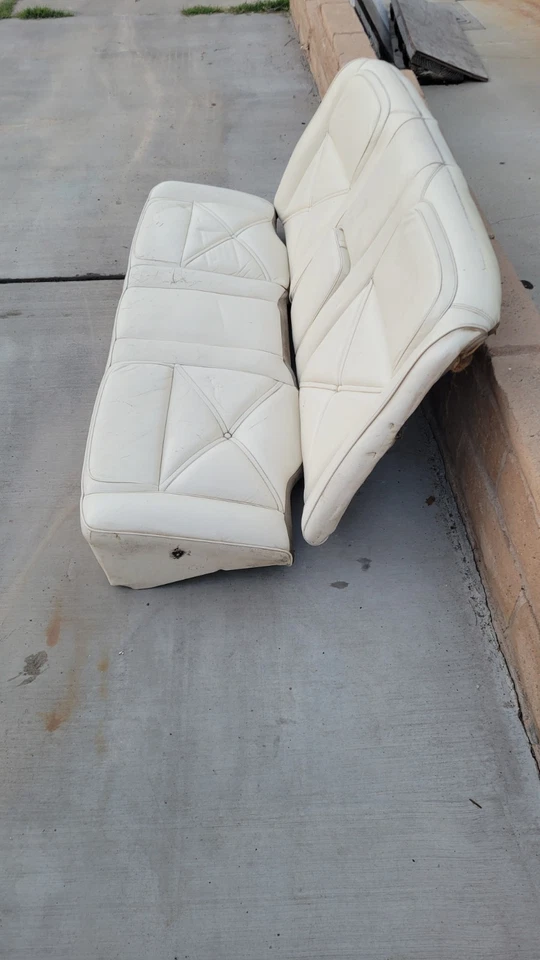 Asiento trasero/trasero Lincoln Continental Mark III Foto 4 de 4