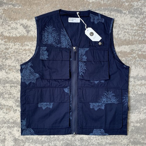 Universal Works Photographers Utility Flower Print Navy Gilet Vest BNWT Large