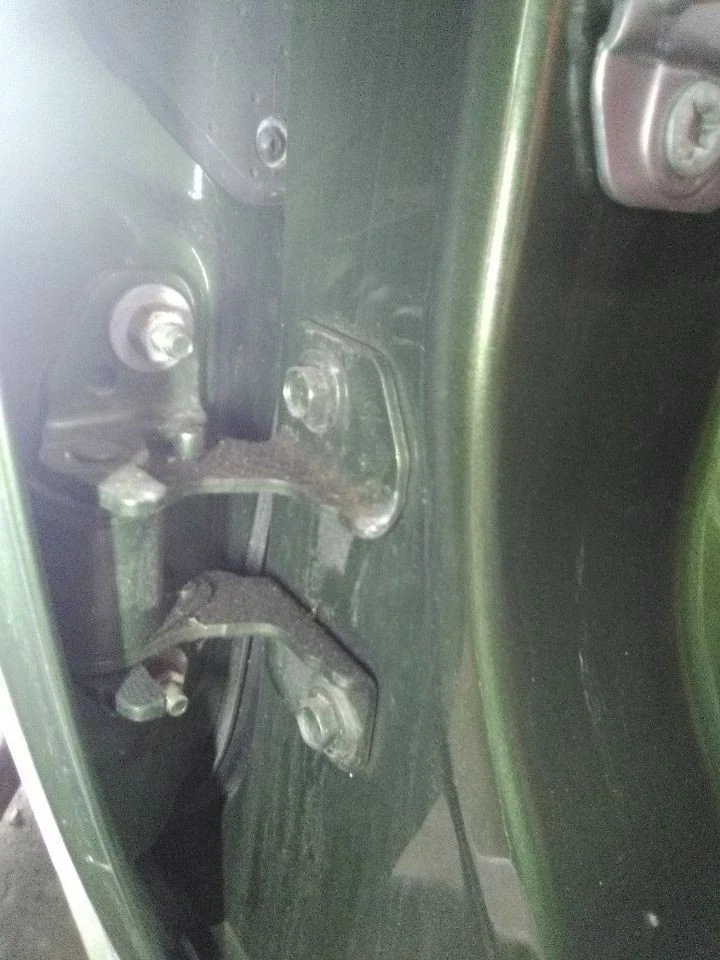 2019 Dodge Charger Right Passenger Lower Rear Door Hinge - Image 2 of 4