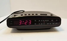 VTG VHTF Rare Soundesign AM/FM Alarm Clock Radio Model 3625-BRN. TESTED WORKING