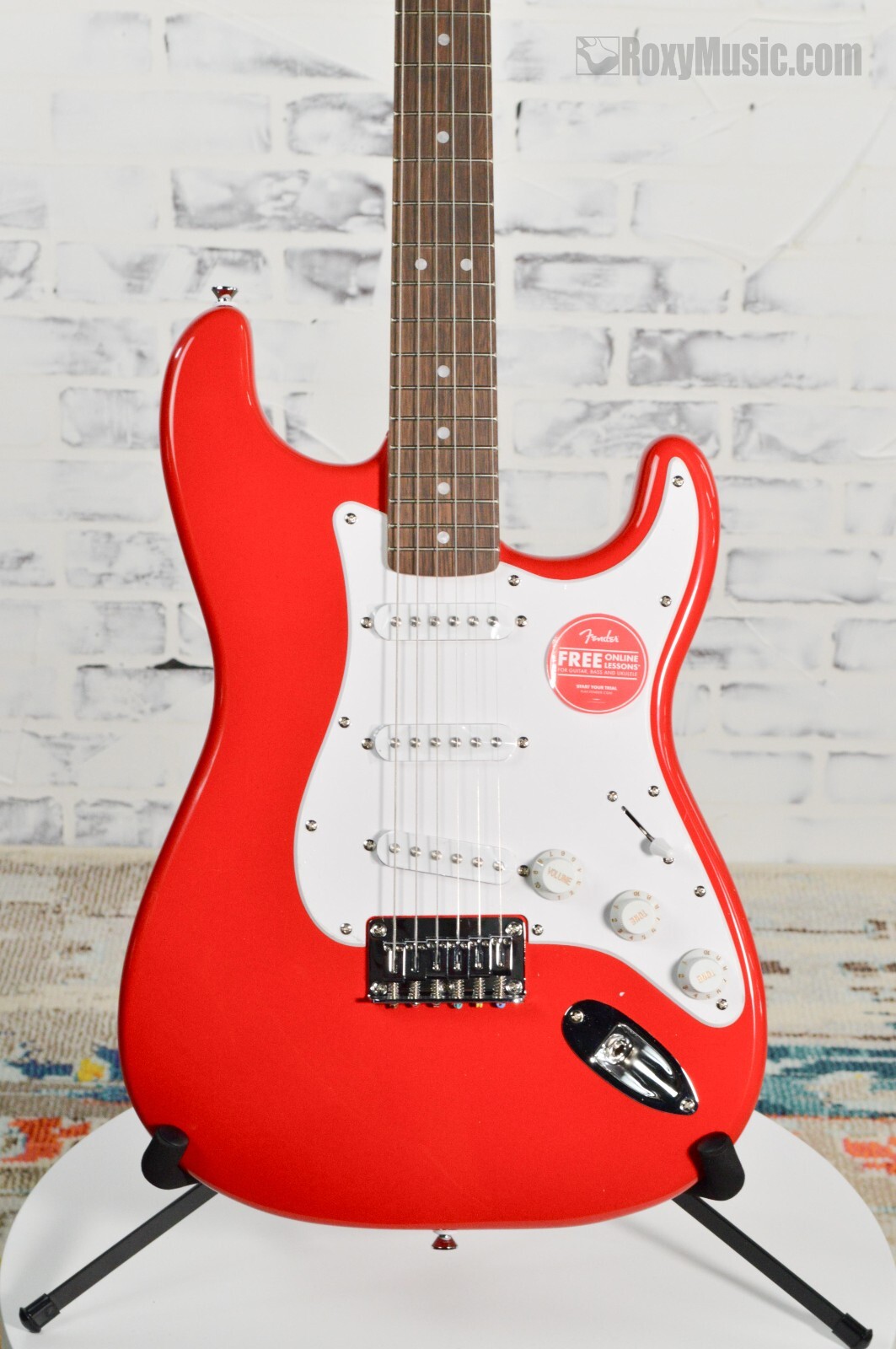 Новая электрогитара Squier Stratocaster HT Torino Red