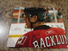 MIKAEL BACKLUND SIGNED 8X10 GLOSSY PHOTO CALGARY FLAMES (A)