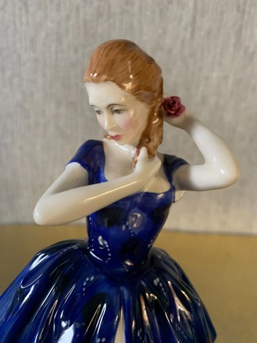 ROYAL DOULTON CHINA LADY DOLL LAURA MODEL No HN 3136 BLUE DRESS PERFECT - Picture 9 of 9