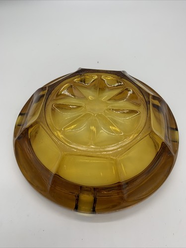 Vintage Brown/Amber Heavy Glass Round Cigar Cigarette Ashtray Mid Century 8 Inch - Picture 3 of 5