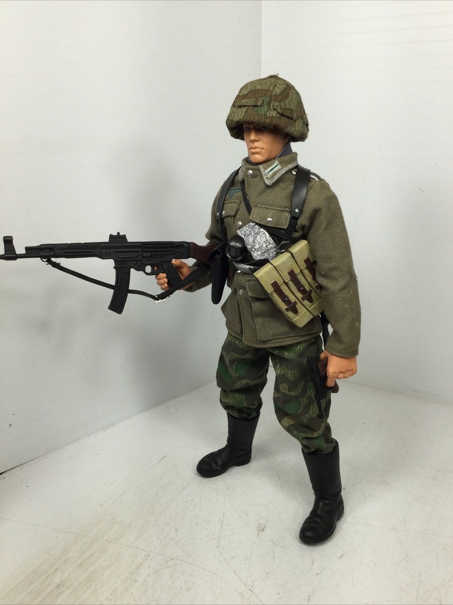 ハズブロ製1/6 GI-JOE HOF GRUNT / HEAVYDUTY Hasbro 1/6 GI-JOE HOF GRUNT / HEAVYDUTY Figure Set of 3