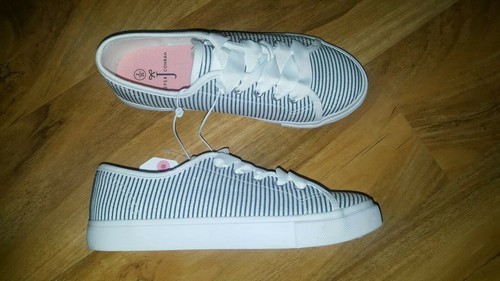 white plimsolls size 2