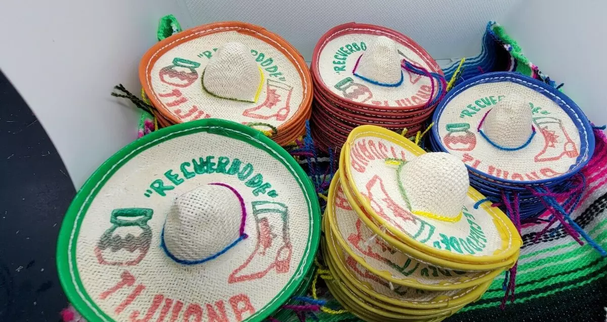 Wholesale 2025 mini hats