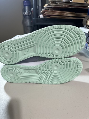 NEW MenNike Air Force 1 '07 Low White Mint Foam Green Size :13,FZ4123 394,No lid - Picture 4 of 7