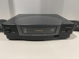 Gold Star Variant of Panasonic 3DO Goldstar Console  2 Controllers NTSC Tested