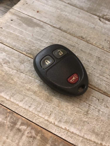 OEM GM CHEVY KEYLESS REMOTE ENTRY TRANSMITTER KEY FOB - Please Read