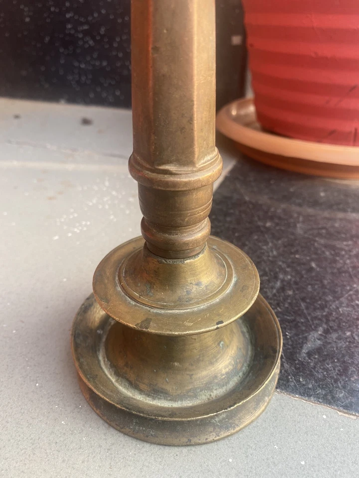 Antique Cast Bronze Hand Carved Fine Hindu Temple Oil Lamp Deepak Samai Jyot - Image 4 of 4