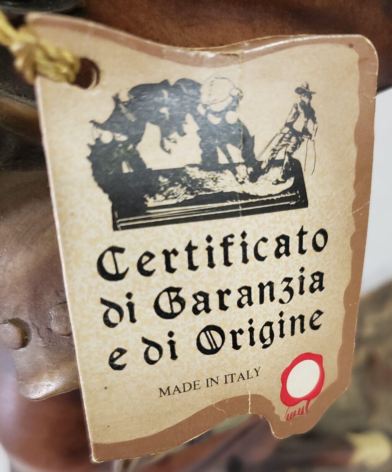 Foto 10 di 15