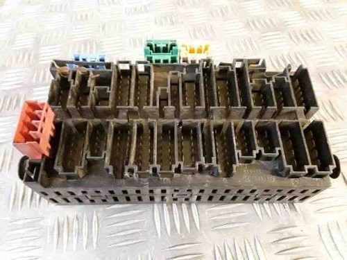 VW GOLF III 1H1 Sicherungskasten 357937039 1.80 Petrol 66kw 1997 25453817