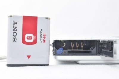 Sony Cyber Shot DSC-W120 silver 7.2MP 4x Zoom Compact Digital