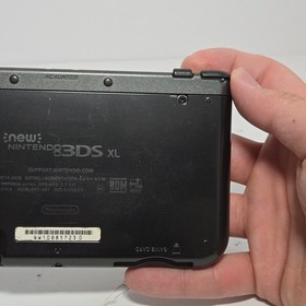 Nintendo New 3DS XL  Tested U.S Handheld Gaming System - Black