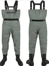 DikaSun Waterproof Chest Waders Mens 6 Women's 8 With Boots NEW Fishing Hunting