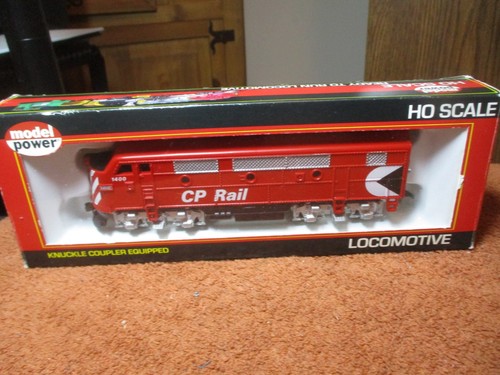 Locomotora diésel escala HO 1:87 CP RAIL F2-A modelo potencia como nueva en caja 96810 | Zustand: Used